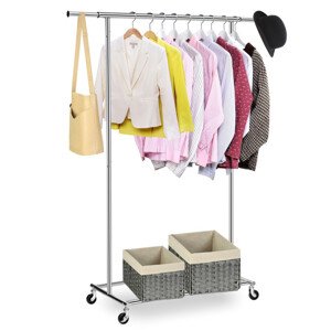 Věšákový stojan TAHIR na kolečkách stříbrný