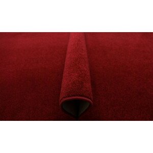 Metrážový koberec ULTIMATE Twist 20 červený